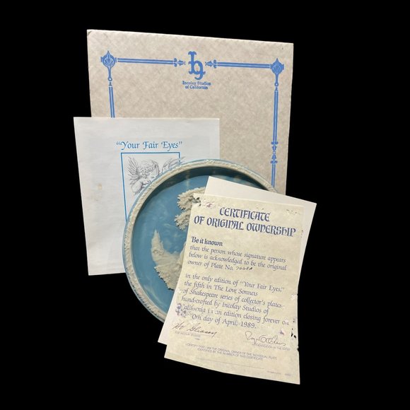 Vintage Shakespeare Sonnet Plate Roger Akers Tourmaline Blue Cameo Stone, 1988 - Picture 4 of 4